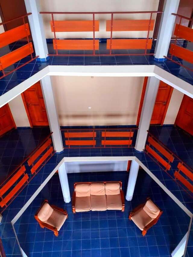 Отель Hotel Temkri Уреки-6